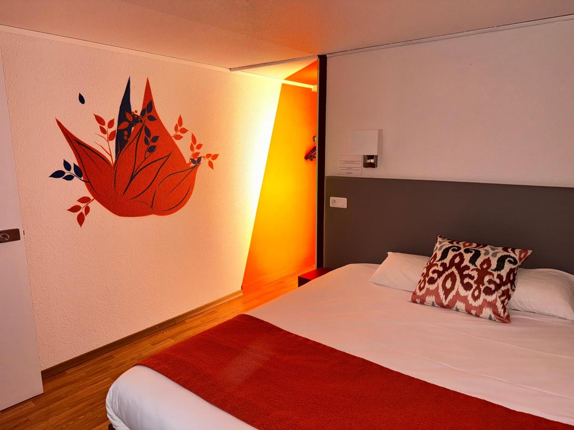 The Originals City, Hotel A Pic, Cherbourg Экстерьер фото